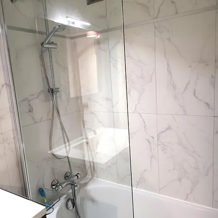 Apartman Superbe A A Partir De 36 Par Nuit *